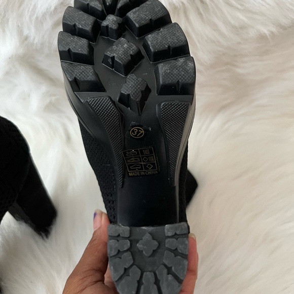 Black Open Toe Boots - Picture 7 of 9